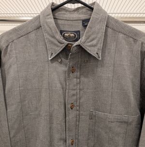 British Khaki BGW Plaid Flannel Button Down Shirt